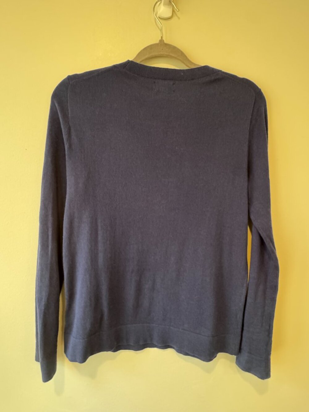 J.Crew Classic Fit Crewneck Blue Sweater – Women’s S 🔥 - Picture 3 of 7